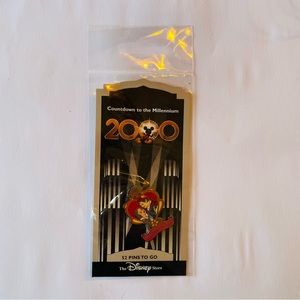 Disney Countdown to the Millennium 1937 Snow White & The Prince Pin